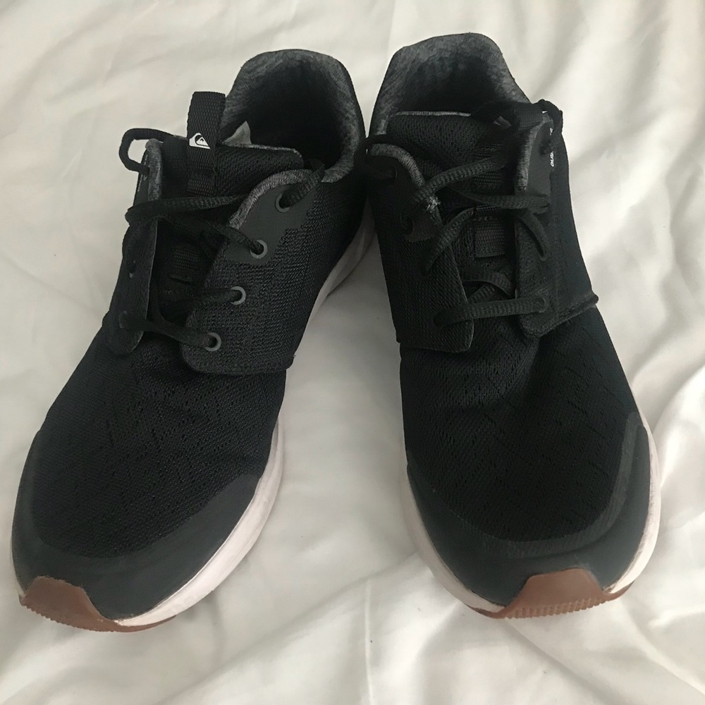 Men’s Quiksilver Shoes, Size 9